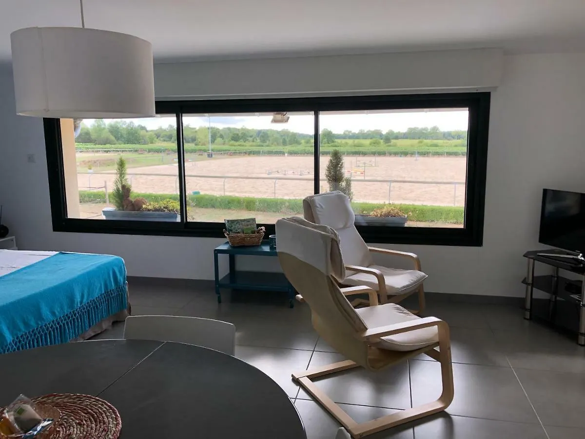 Bouloc  Gite-Grand Studio Contemporain Proche Toulouse Dans Domaine Equestre Bouloc (Haute-Garonne)